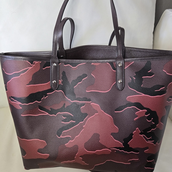 Coach Camouflage City Tote Bag - Red and Brown Rare - Picture 5 of 8